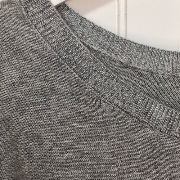 Vince Camuto Split Back Sweater Grey Sz M - Picture 5 of 13